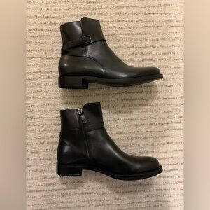 Ecco Sartorelle womens black boots - size 9
